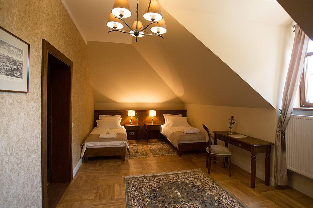 Palac Polanka Krosno Habitación foto