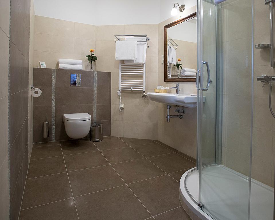 Palac Polanka Krosno Habitación foto
